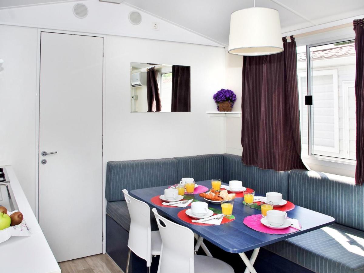 Holiday Home Rosapineta Camping Village-1 By Interhome Eksteriør billede