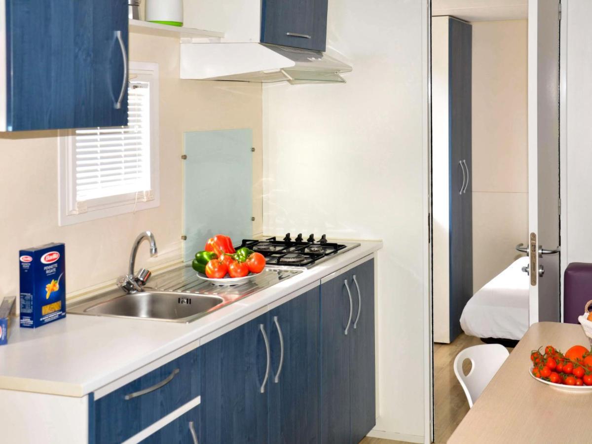 Holiday Home Rosapineta Camping Village-1 By Interhome Eksteriør billede