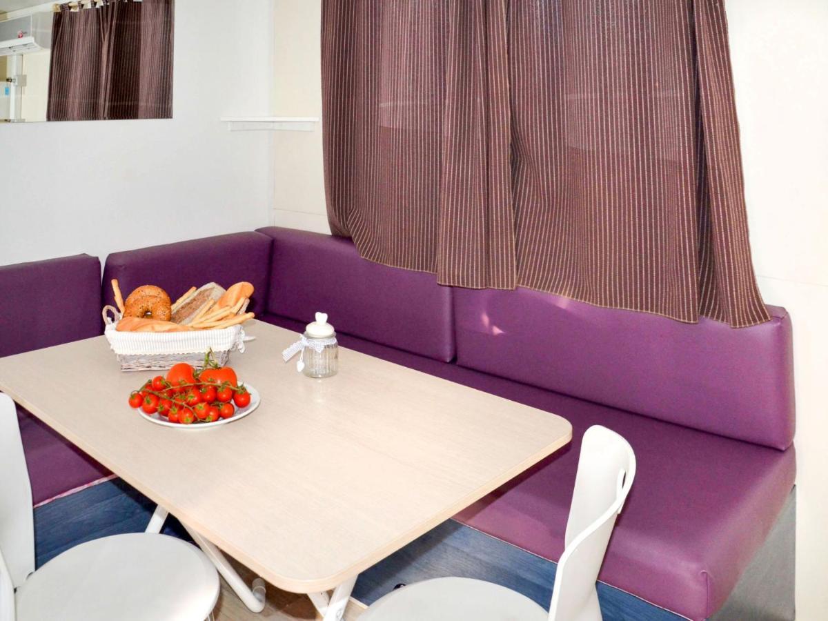 Holiday Home Rosapineta Camping Village-1 By Interhome Eksteriør billede
